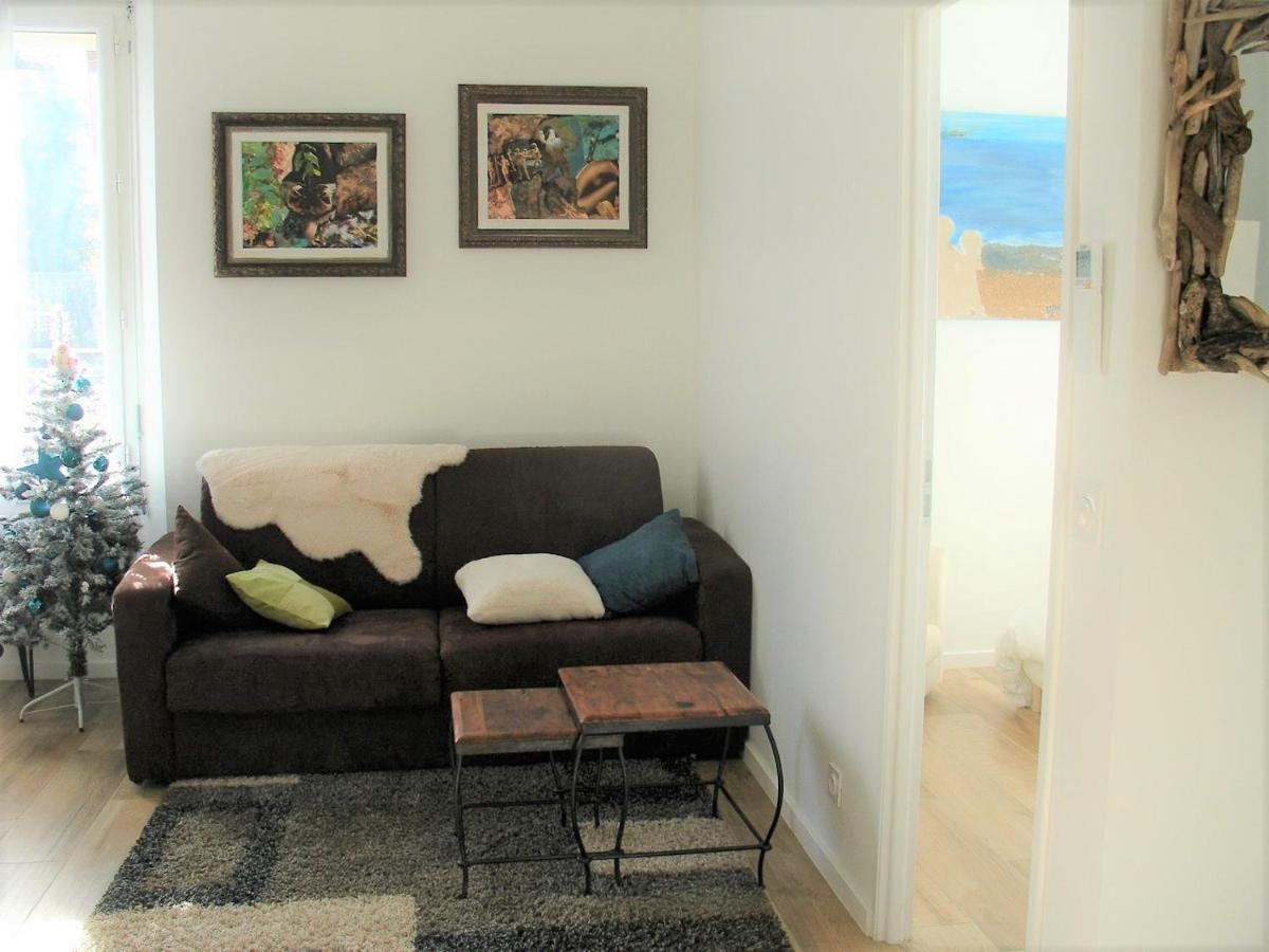 Saint-Raphaël "Ausoleil" 2 Pieces Cosy Ensoleille, Tout A Pied, 50 M Du Vieux Port מראה חיצוני תמונה
